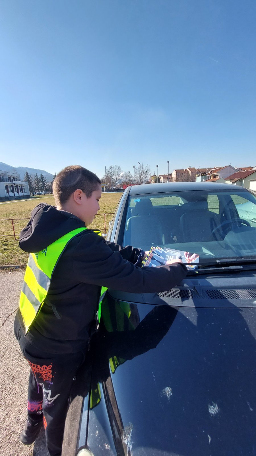 Djeca i AMD "Auto Ugljevik" poručili "Budi vidljiv! Ne budi figura!"