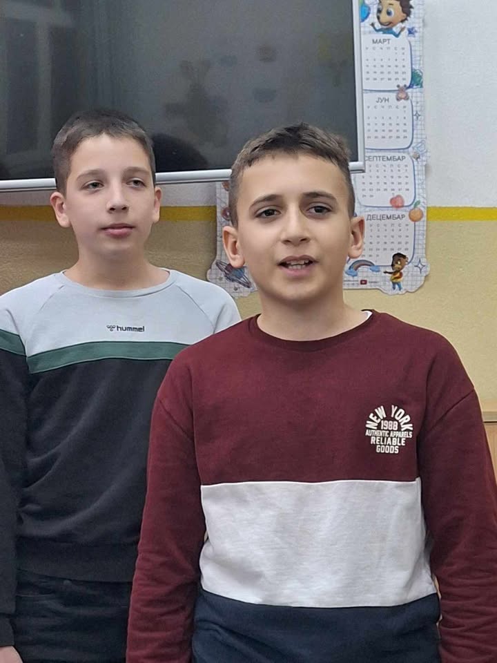 Veče poezije u čast maternjeg jezika u OŠ „Dvorovi”