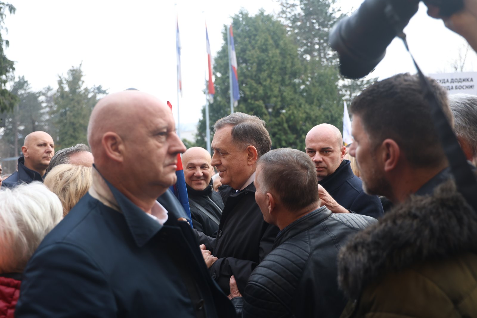 U Banjaluci veliki narodni miting - "Za predsjednika, za Srpsku, za institucije"