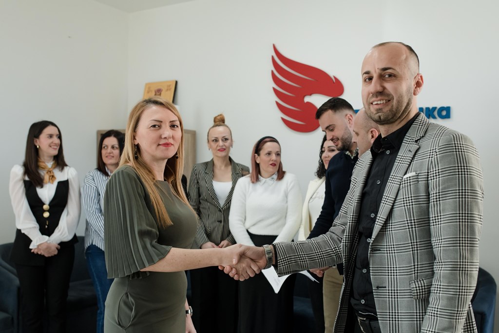 Ženska snaga Srpske povodom 8. marta uručila odbornicima RSS inicijative za bolji položaj žena