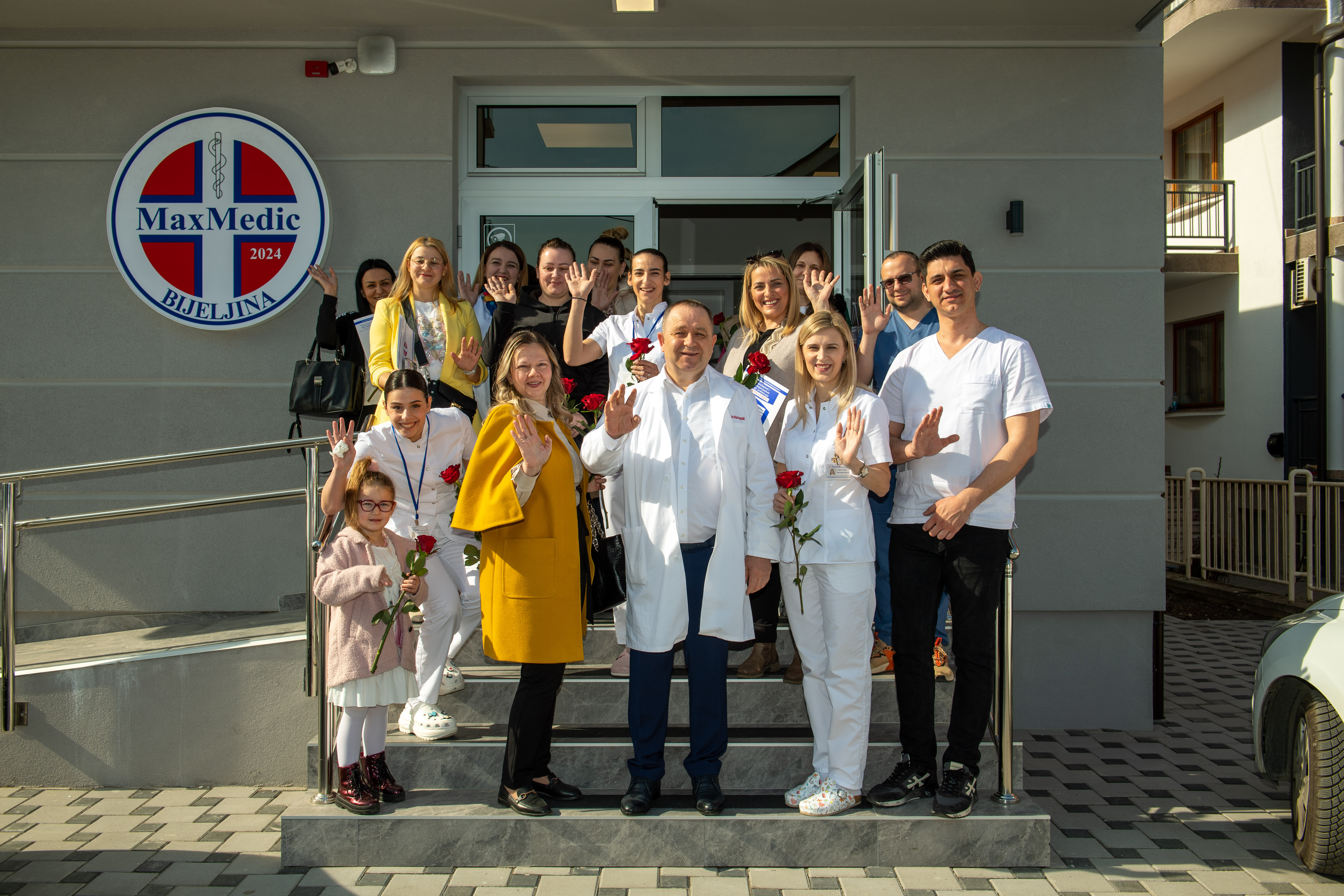 Besplatni preventivni pregledi i simbolični pokloni za Dan žena u MaxMedic-u