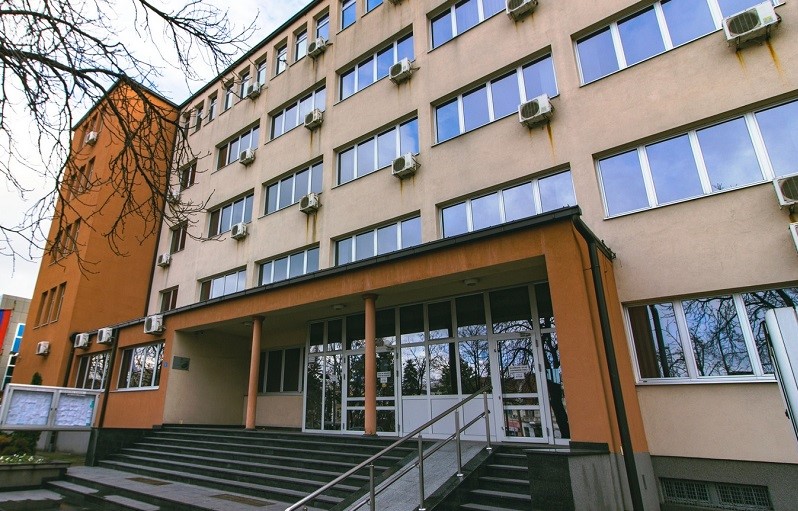 Bijeljina: Optužnica protiv Đ.I. zbog krađe mobilnih telefona od pacijenata iz bijeljinske bolnice