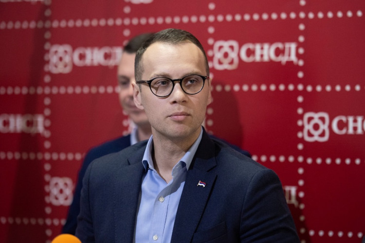 Savić: SDS-ova "vlada u sjeni" ostaće u sjeni kao i sve što su oni radili