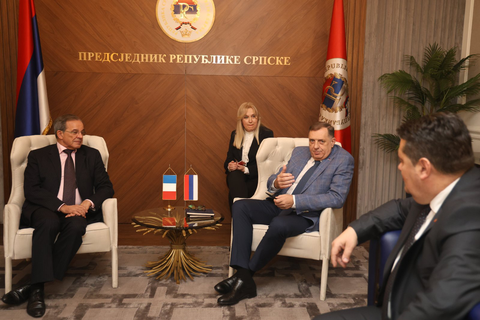 Počeo sastanak Dodika sa evroparlamentarcima