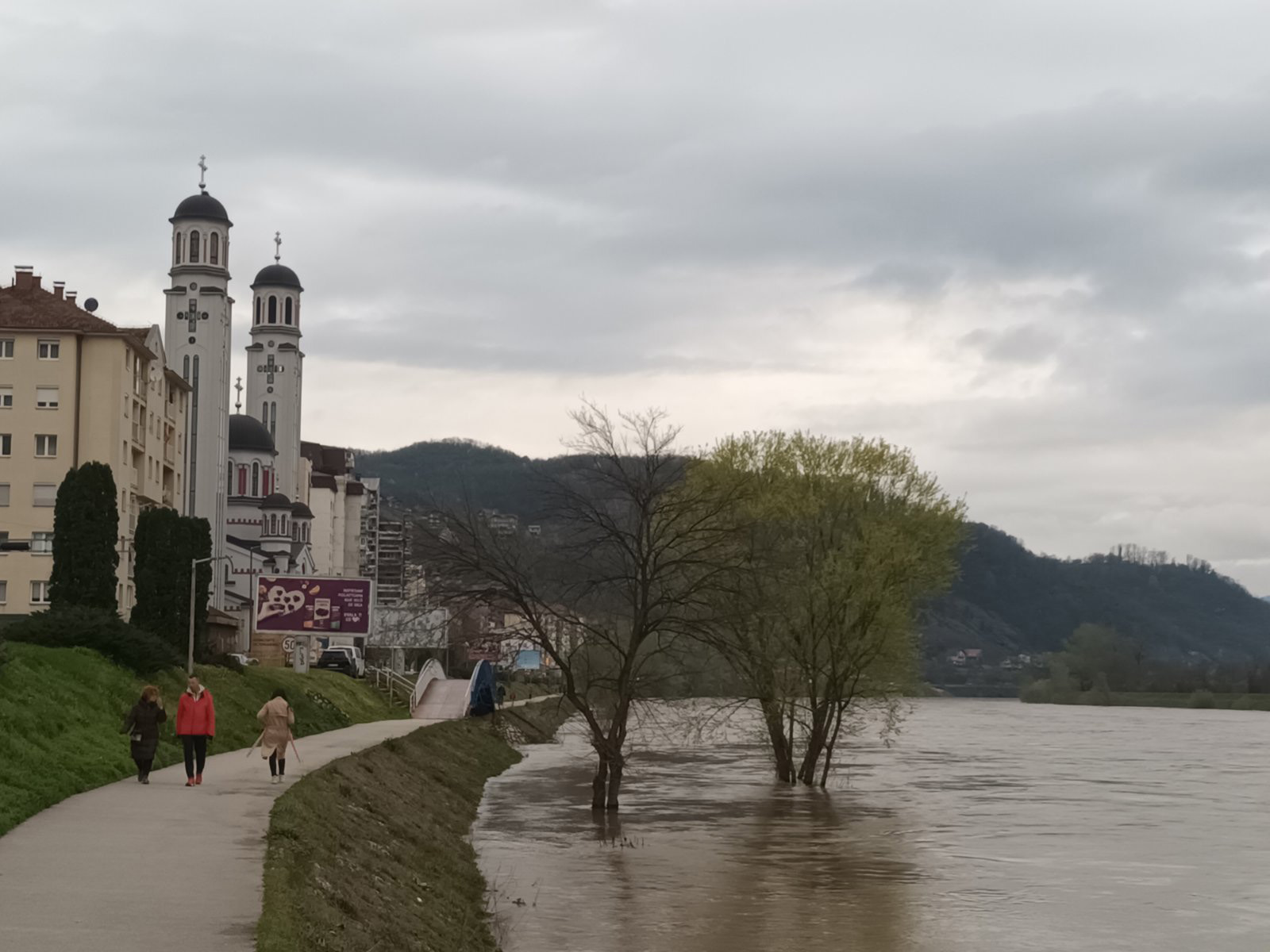 Zvornik: Vodostaji Drine, Sapne i Hoče u blagom smirivanju