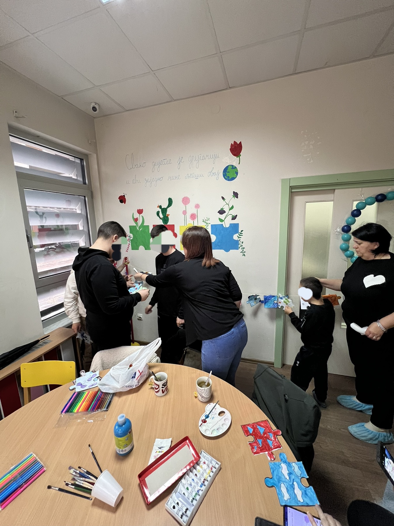 Centar za socijalni rad Bijeljina organizovao radionicu povodom Svjetskog dana svjesnosti o autizmu (FOTO)