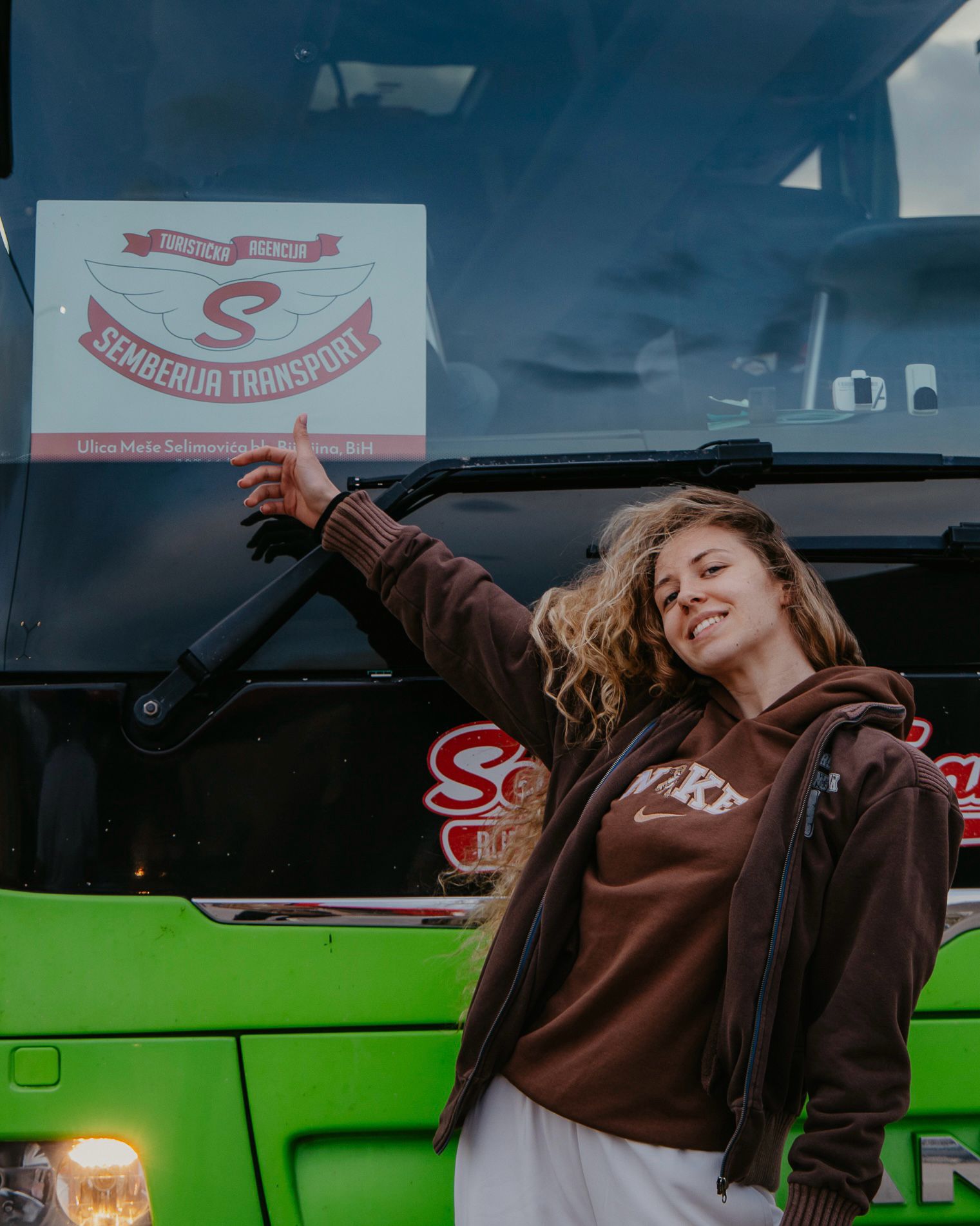 Semberija Transport osigurala udobno i sigurno putovanje za finalistice Miss BiH  za Miss Svijeta 2025.