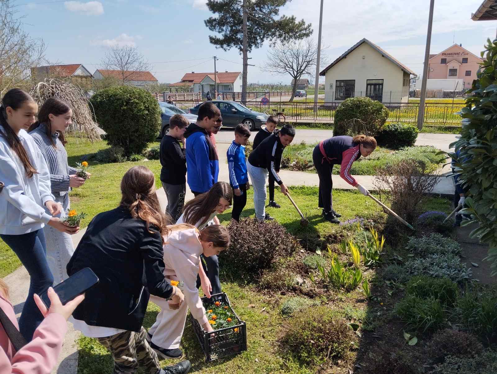 Ekološka svijest kroz obrazovanje: Saradnja škole „Petar Petrović Njegoš” i Grada Bijeljina
