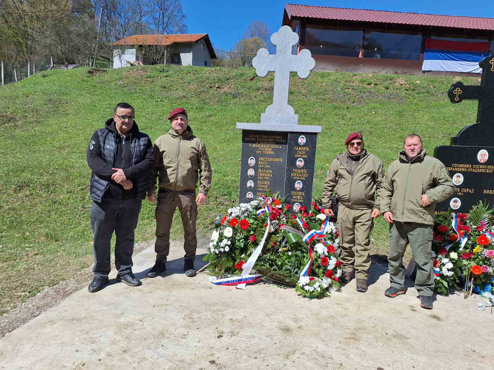Osveštani spomenici srpskim borcima na Majevici