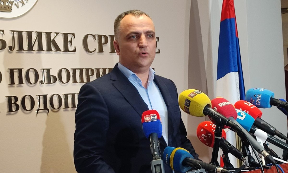 Lukić: Preduzimaju se mjere prevencije protiv slinavke i šapa