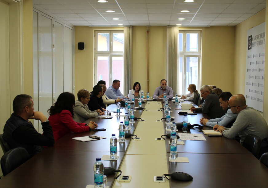 Iz sindikata upozoravaju da zaposleni u Centrima za socijalni rad već 8 mjeseci čekaju na Posebni kolektivni ugovor