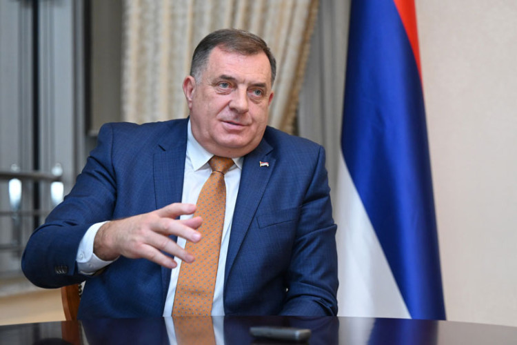 Dodik: Paralelno se odvija raspad EU i BiH