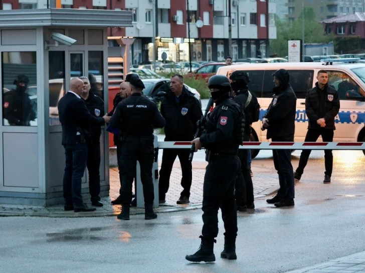 Policija Srpske udaljila inspektore SIPA u Istočnom Sarajevu (VIDEO)