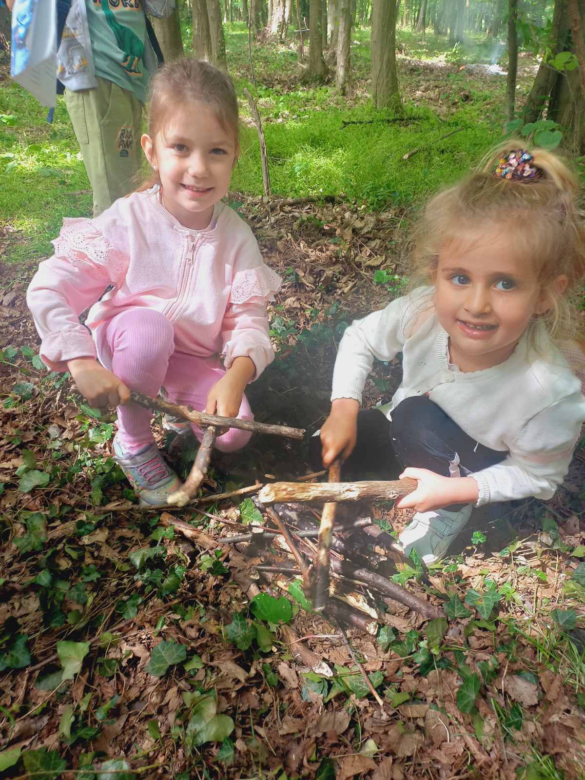 Mališani iz vrtića "Čika Jova Zmaj" u ekološkoj misiji (FOTO)