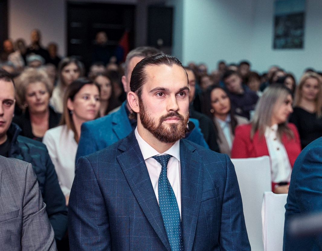 Stanišić: SNSD nas drži kao taoce, zato se djeca ne rađaju