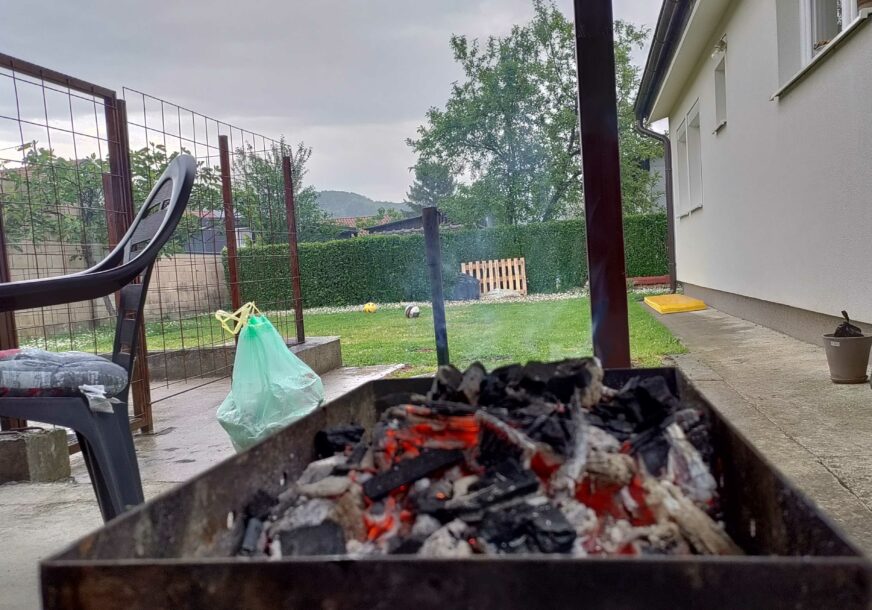 Neka ti dan bude sunčan i lagan, a ćevapi sočni: Kako je prvi maj postao praznik odmora i roštilja