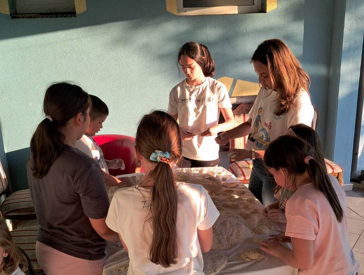 Veliki međunarodni dječji skup u Dječjoj zemlji „M“ u Međašima: HLJEBA, MIRA, SLOBODE I LJUBAVI