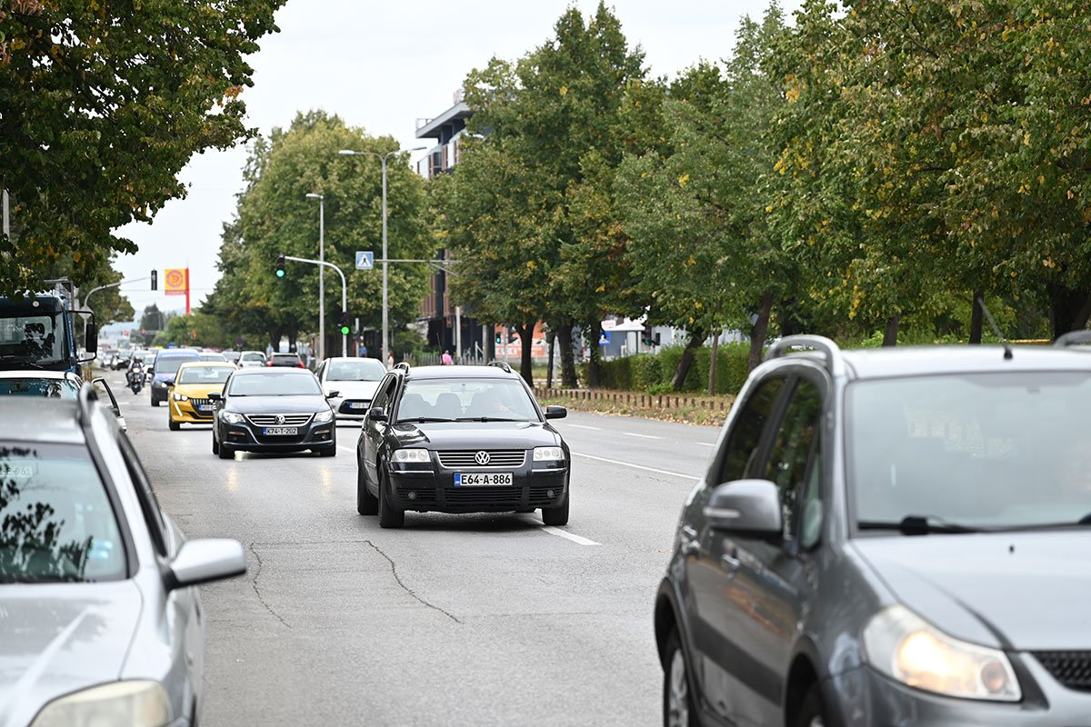 Polovni automobili uskoro jeftiniji u BiH?