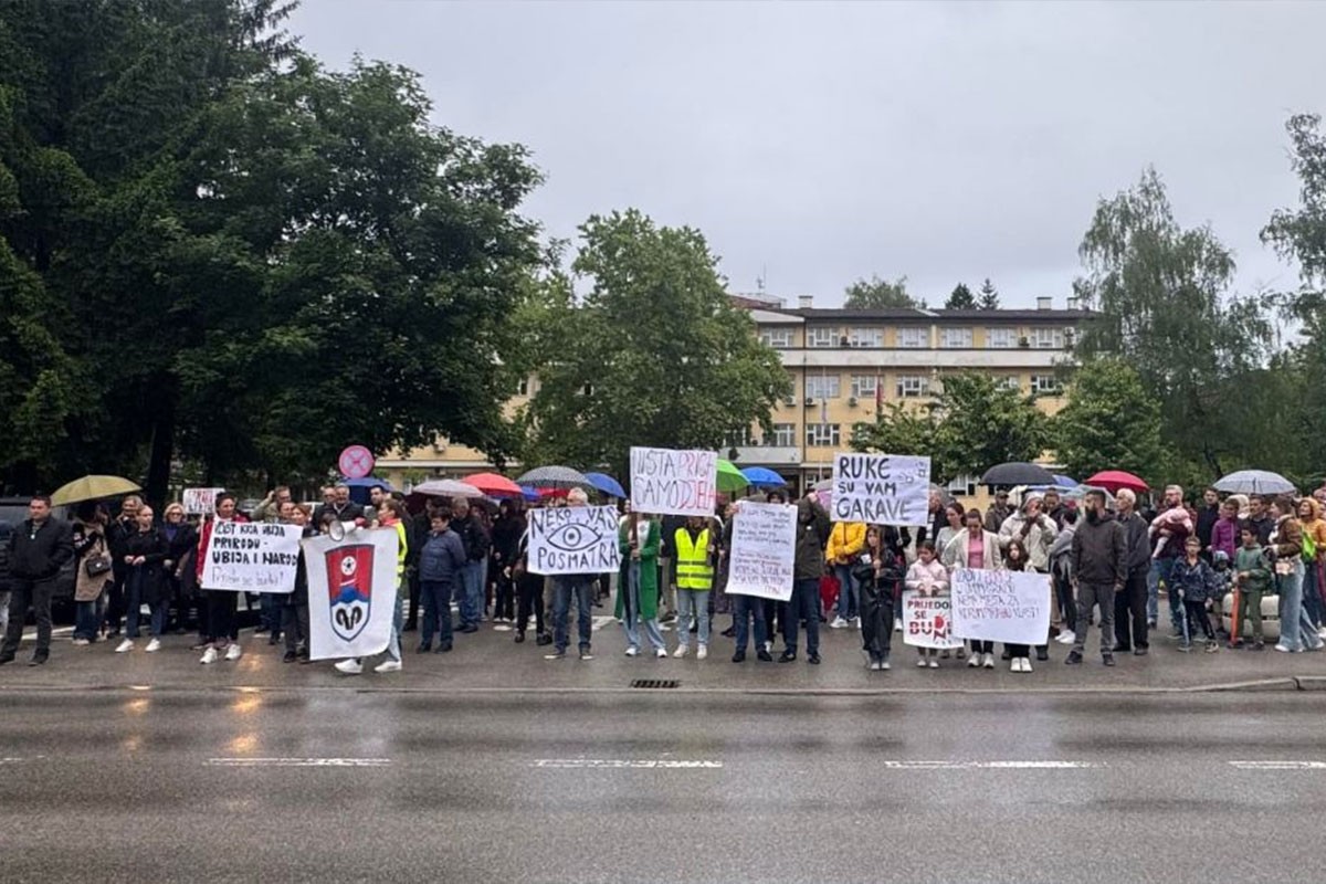 Prijedorčani ponovo na ulicima izrazili svoje nezadovoljstvo