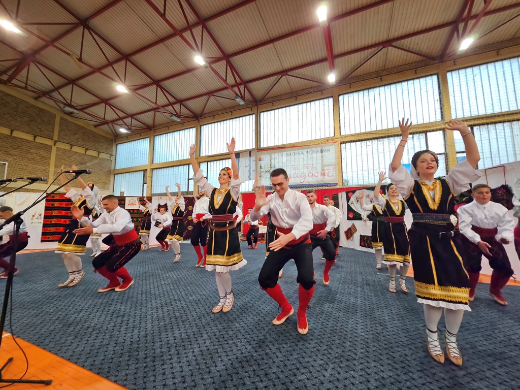 KUD "Ravno Polje" proslavio Svetog Vasilija Ostroškog: Koncert, igra i pjesma u čast sveca