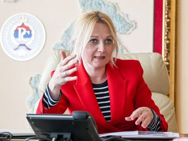 Čabrić: Brojni su izazovi, ali moramo čuvati porodične vrijednosti