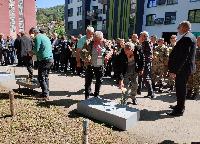 Godišnjica "Tuzlanske kolone": Ruže i voštanice na mjestu ubistva 54 mladića (FOTO)