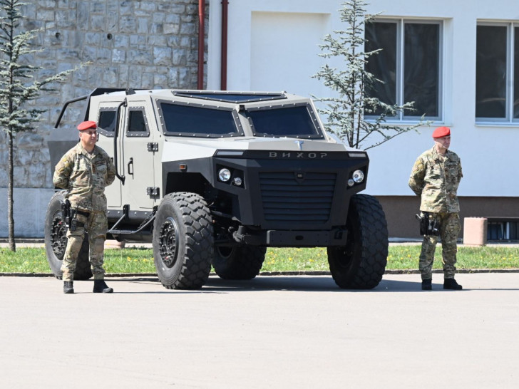 Još 20 "vihora" putuje u Ujedinjene Arapske Emirate