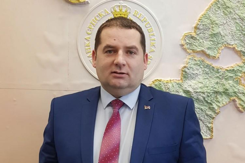 Stanković: Porodice sa četvoro i više dece imaju pravo građenja bez naknade