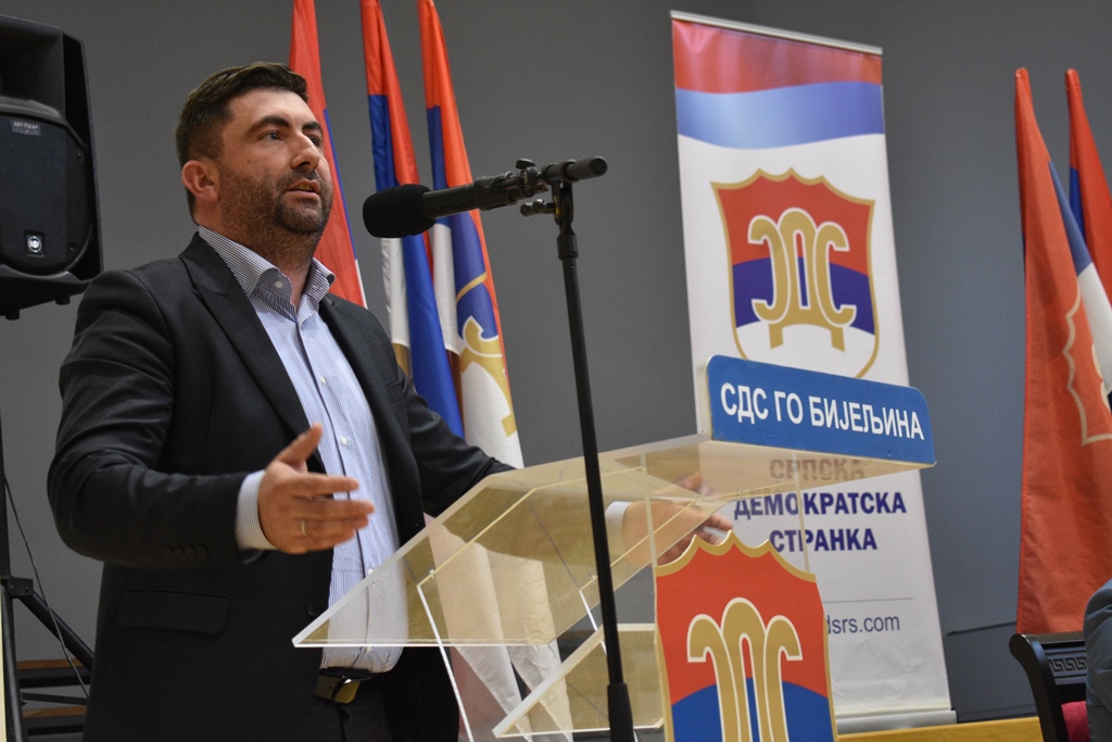 Petrović: Dodik nas je unazadio za vijek vjekova