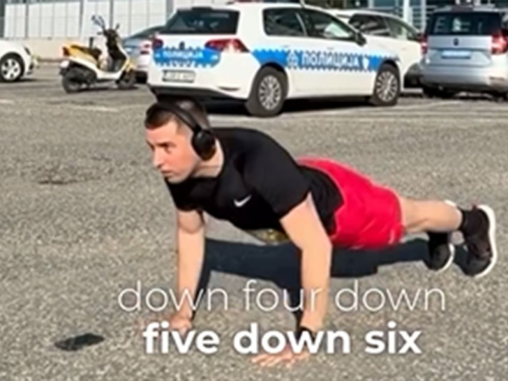 Sklekovi ispred Vlade Srpske - Šulićev video hit na mrežama (VIDEO)