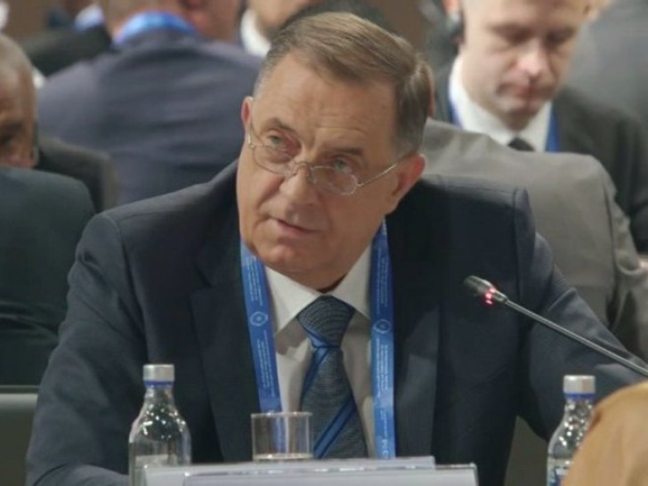 Dodik u Moskvi: Zapad više ne može nametati svoja pravila