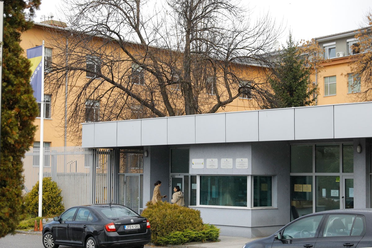 Mediji: Niko nije napustio ni Sud BiH ni VSTS