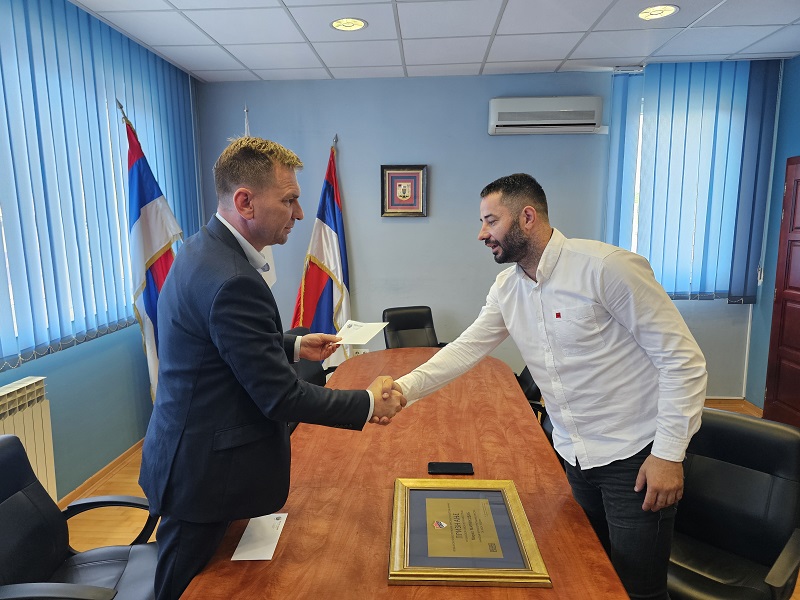 Načelnik Ugljevika darovao vrhunske sportiste: Podrška sportu i mladima