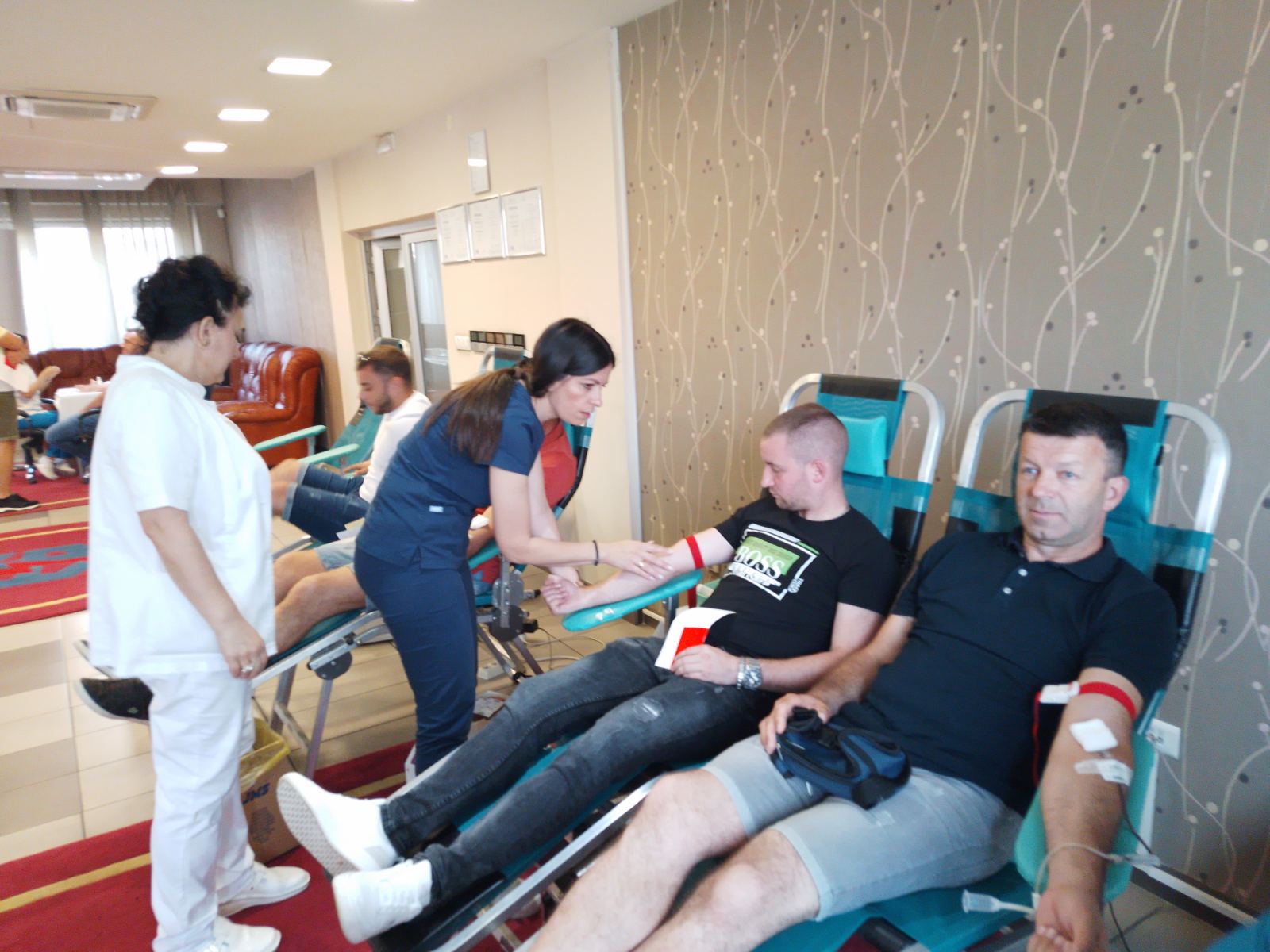 Radnici "Elektro-Bijeljine" nastavljaju humanu misiju (FOTO)