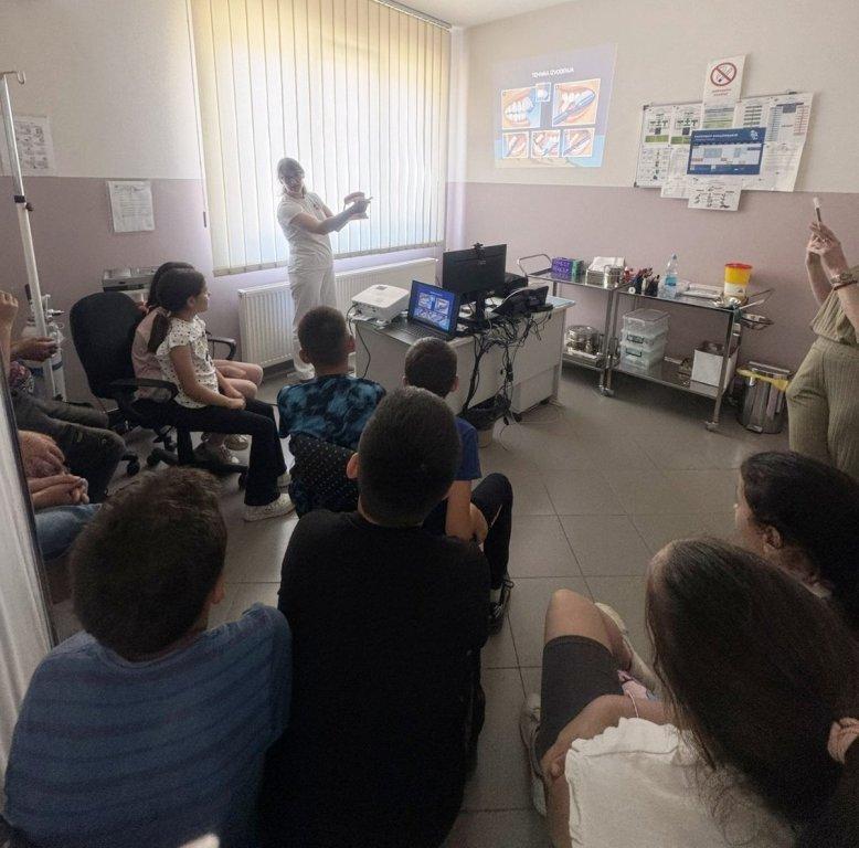 Bijeljina: Stomatolozi Doma zdravlja održali predavanje učenicima OŠ "Jovan Dučić" u Pučilama (FOTO)