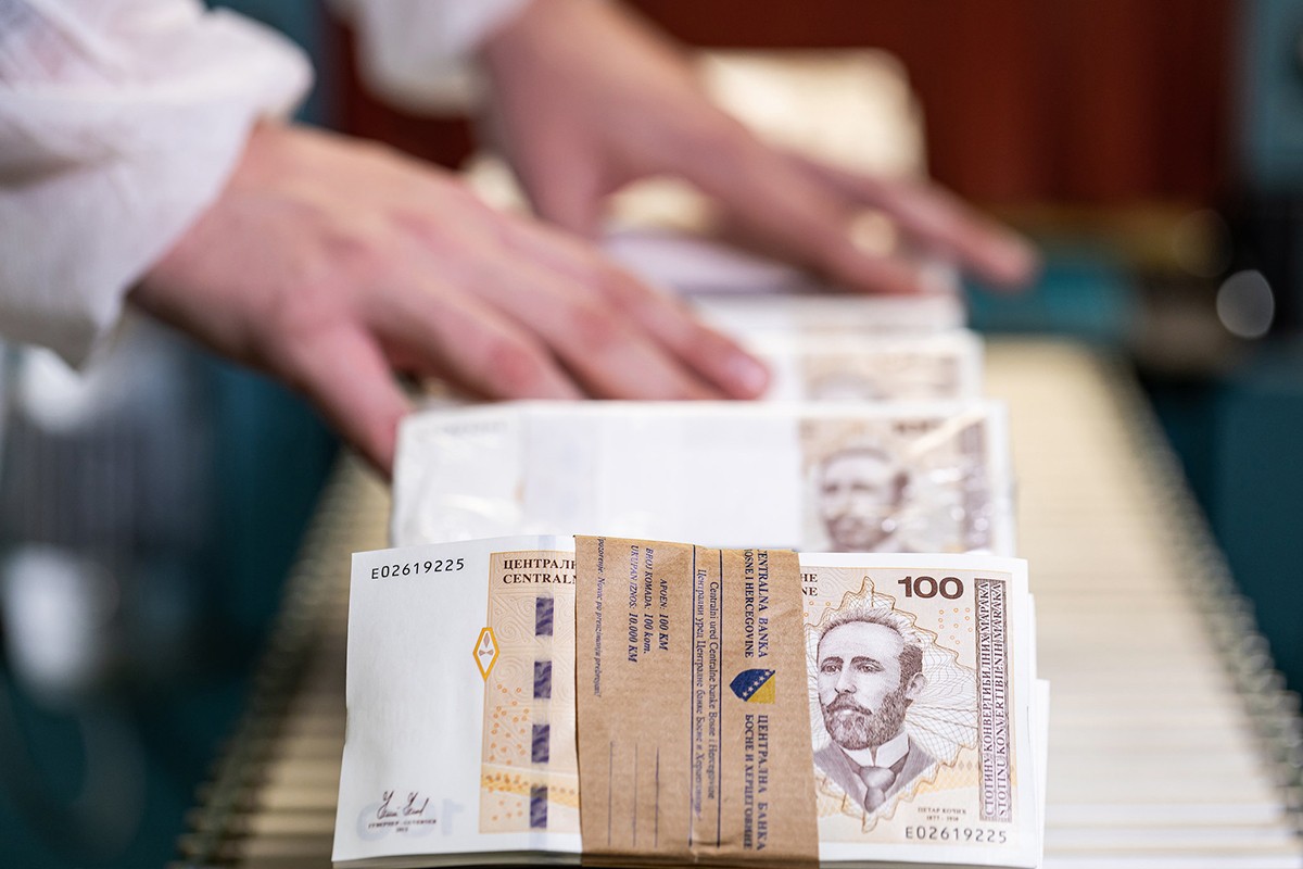 Za pet mjeseci: Od poreza u BiH prikupljeno više od 10 milijardi KM