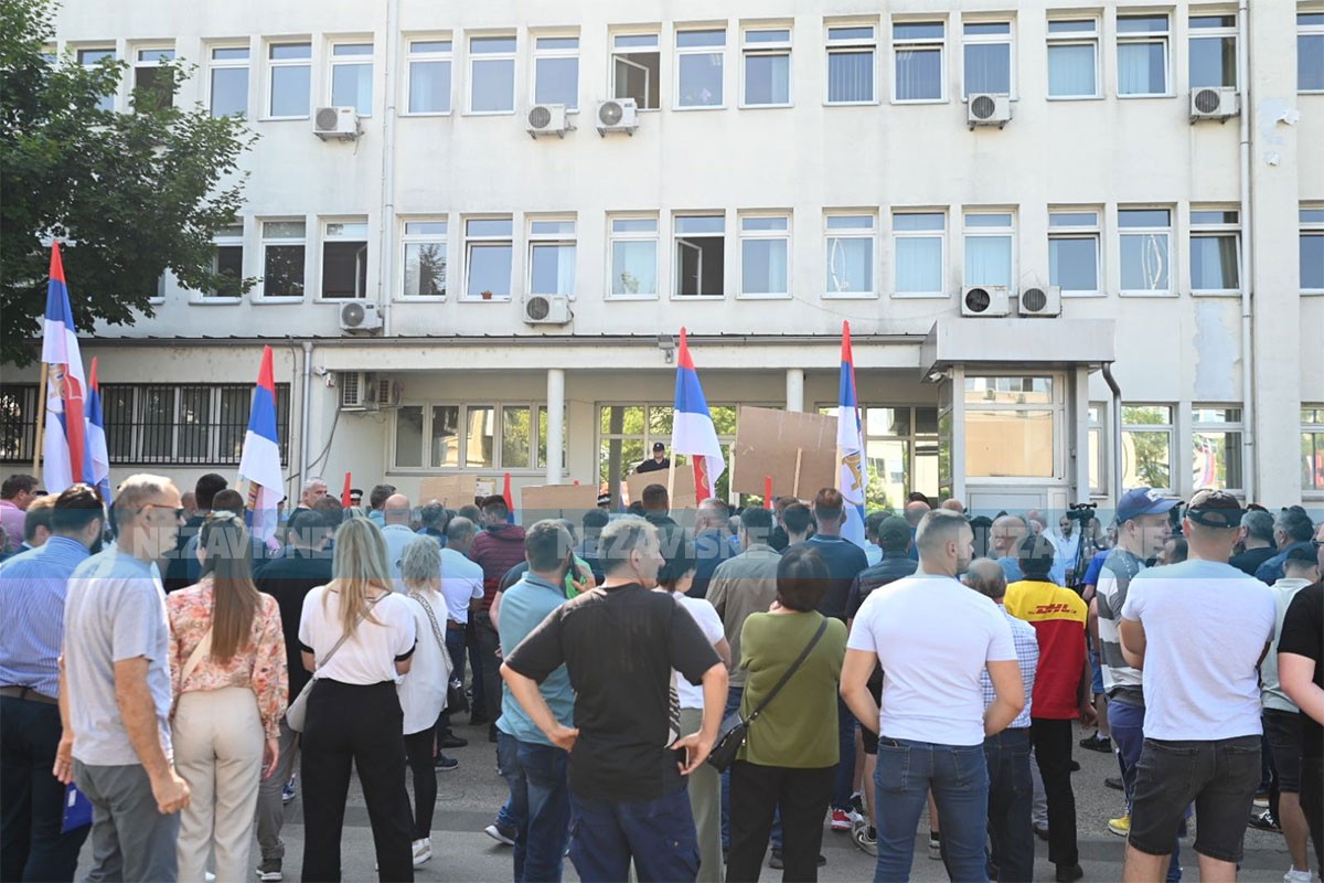 Banjaluka: Stanić i Mektić došli da podrže Miličevića