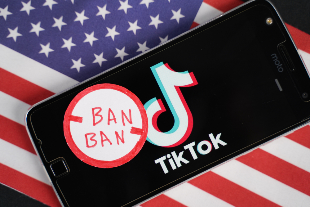 Tramp produžio rok za zabranu TikTok-a u SAD