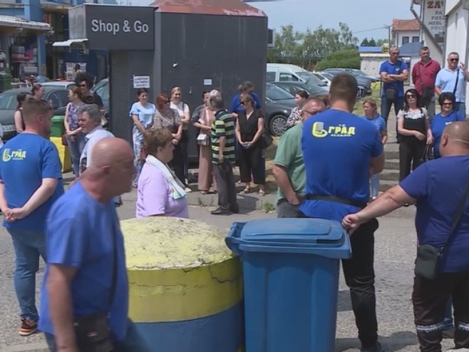 Јednočasovni štrajk upozorenja u Bijeljini zbog neisplaćenih primanja