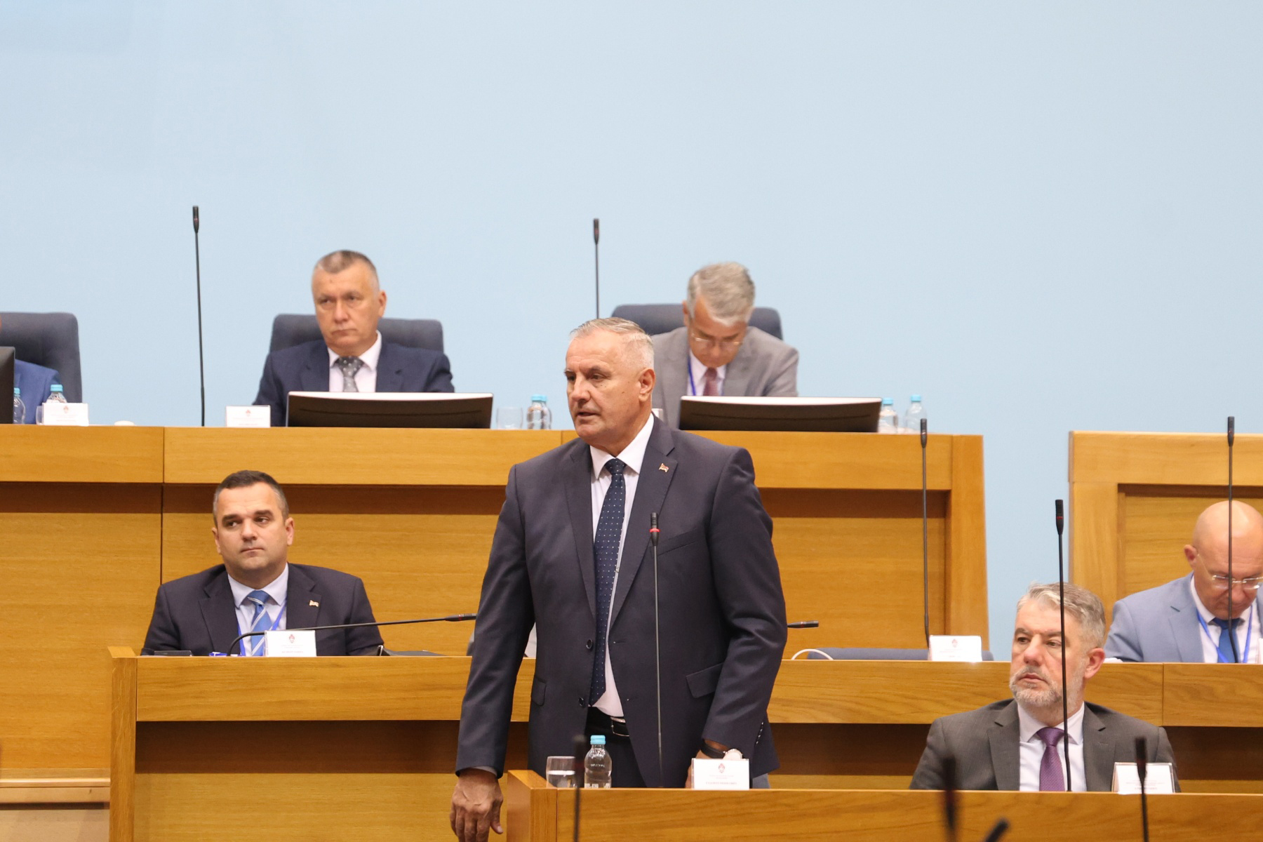 Višković: Nastavićemo ublažavanje cijena osnovnih namirnica