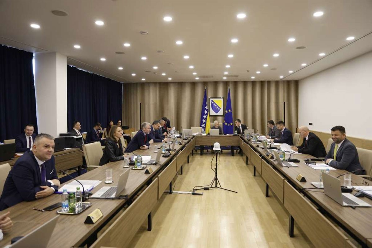 Ministri sutra o imenovanju zamjenika direktora SIPE