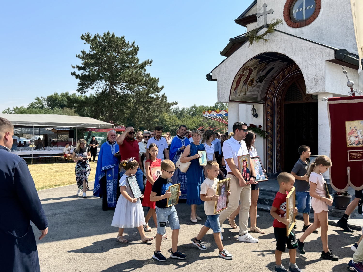 VELIKA DUHOVNA RADOST U ČENGIĆU: Proslavljena slava hrama – Rođenje Svetog Jovana Krstitelja