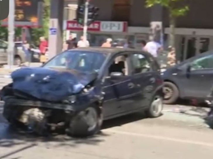 Beograd: Ukrao vozilo pa izazvao nesreću, teško povrijeđene dvije djevojčice