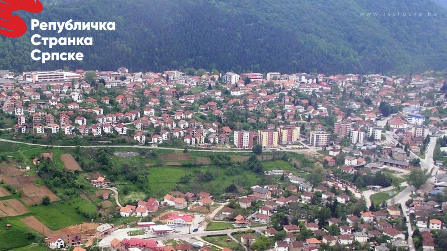 RSS pojačala redove u Vlasenici, prišli joj predsjednici Demosa i NPS-a