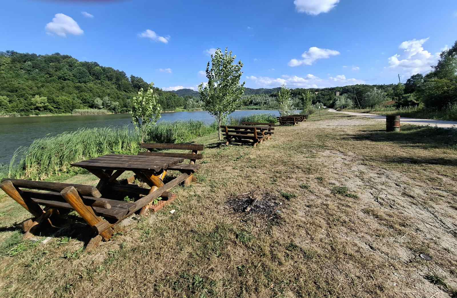 Jezero Mezgraja – Oaza mira u srcu prirode