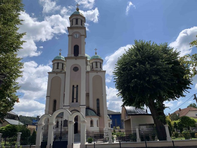 Tuzla: Uhapšena dva lica osumnjičena da su oskrnavila Crkvu Uspenja Presvete Bogorodice
