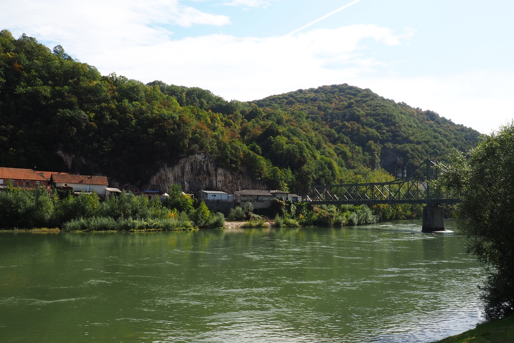 Loznica: Pecali ribu, a izvukli davljenika iz Drine
