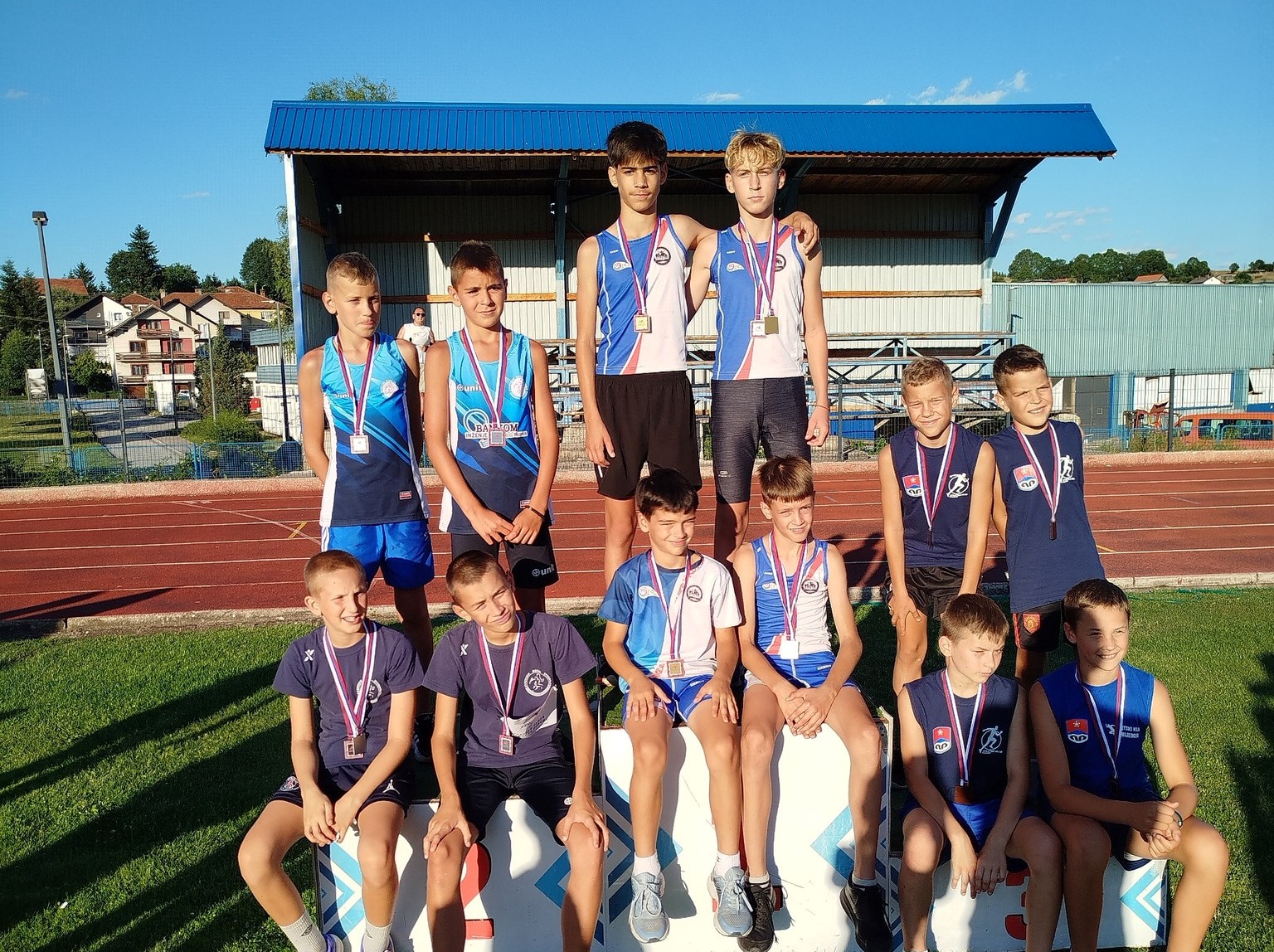 Zlatna štafeta AK Akademac: Prvaci Republike Srpske u trci 4x100 metara!
