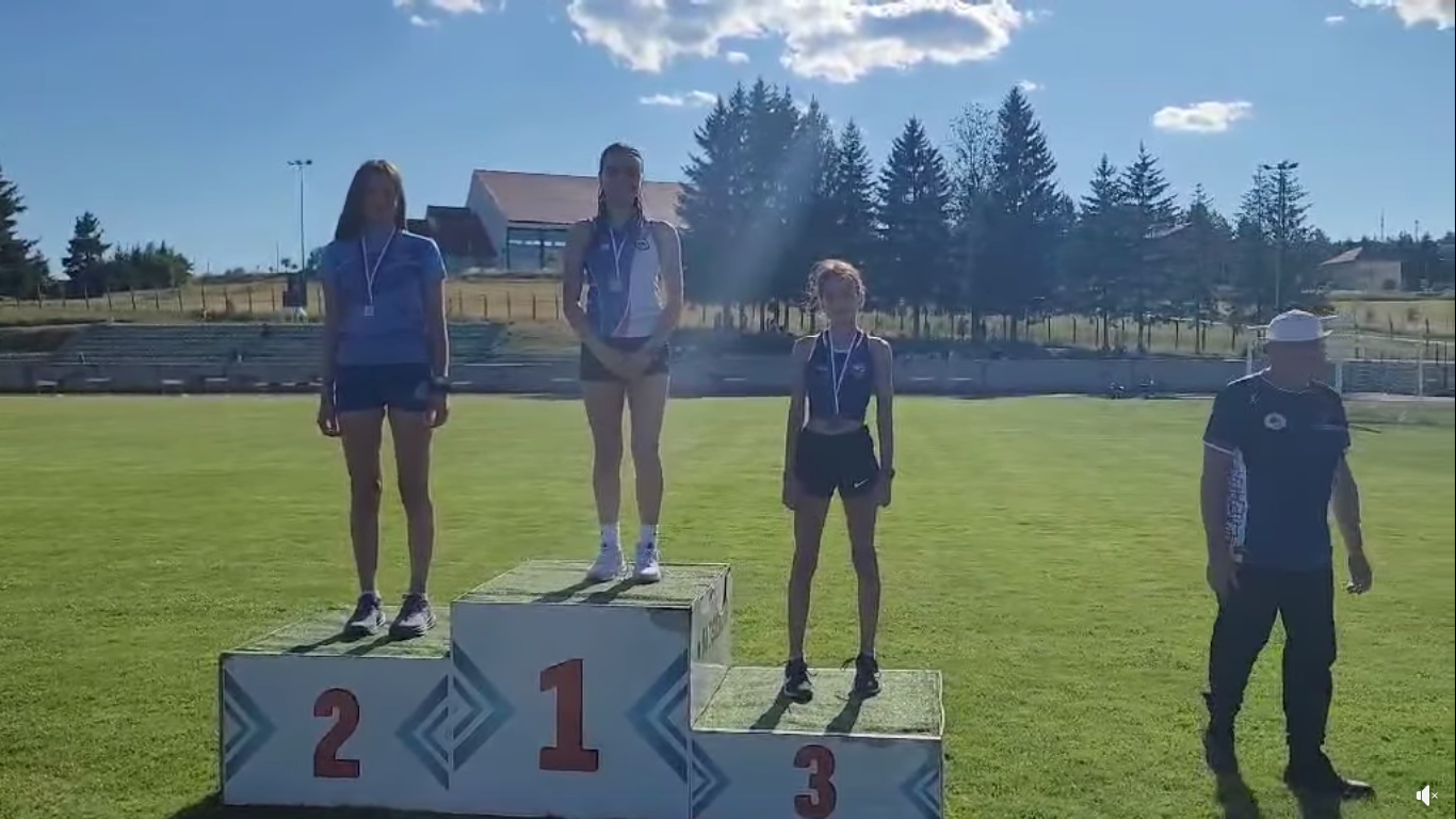 Zlatna štafeta AK Akademac: Prvaci Republike Srpske u trci 4x100 metara!