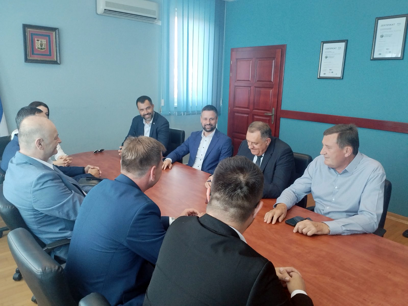 Dodik u Ugljeviku, počeo sastanak sa načelnikom Gajićem